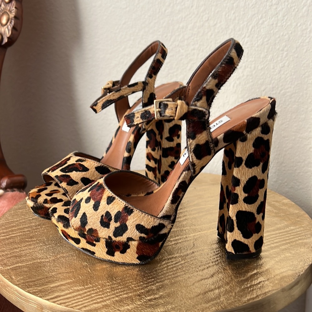 Steve Madden Kierra leopard print fur heel sandals, size 5.5 womens - Picture 2 of 10
